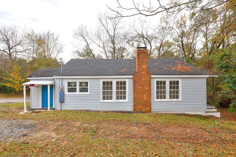 3731 Bloomfield Drive